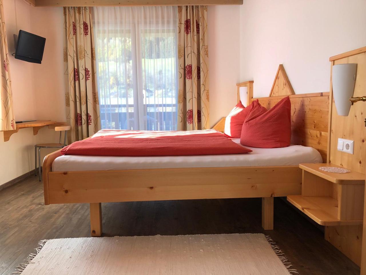Pension & Ferienwohnung Dullnig Gmünd エクステリア 写真
